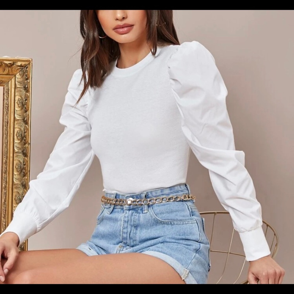White puff sleeve top
